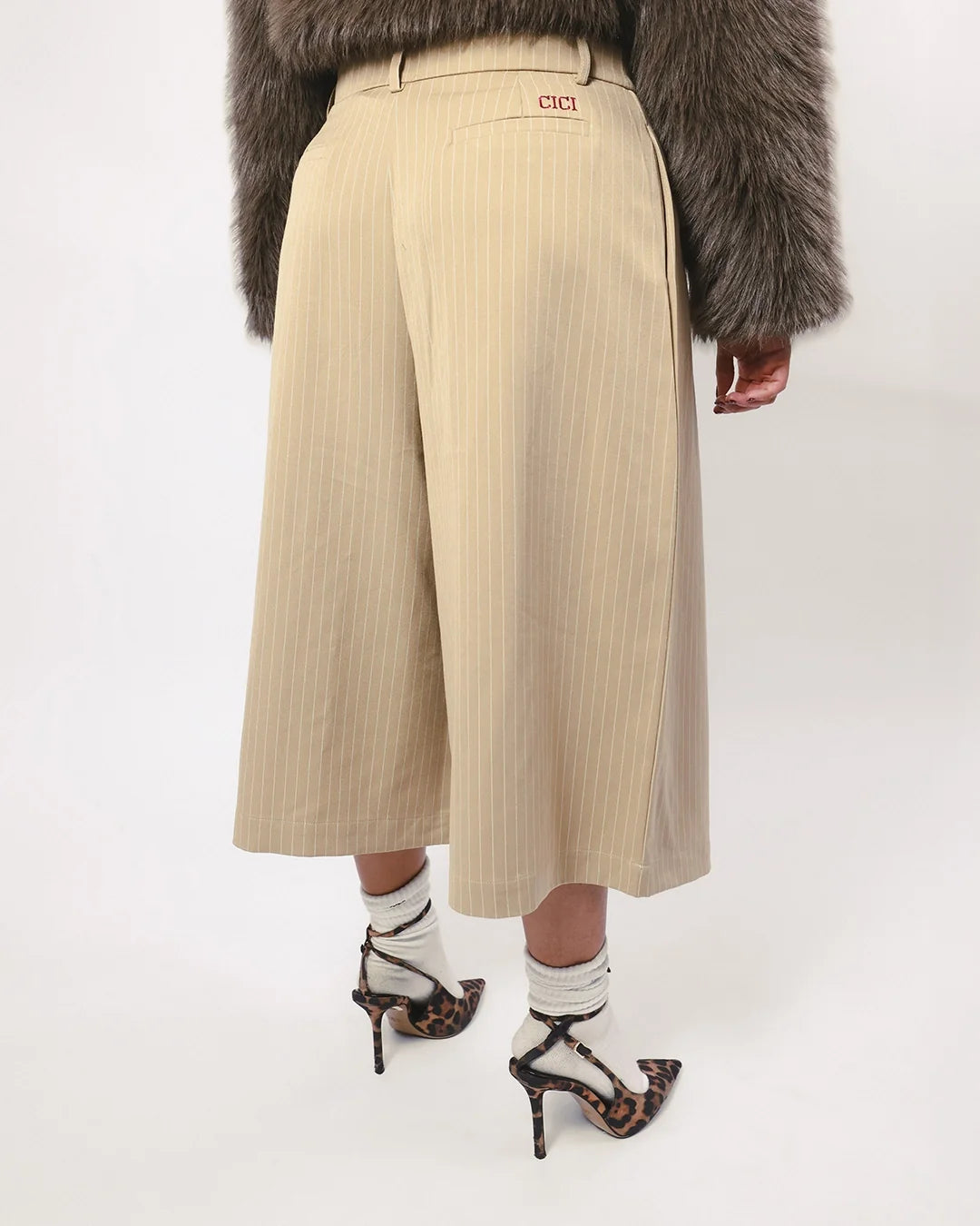 Jorts Diplomaticos Beige